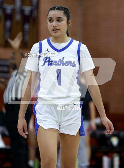 Thumbnail 1 in Foothill vs. South Medford (Sabrina Ionescu Showcase) photogallery.