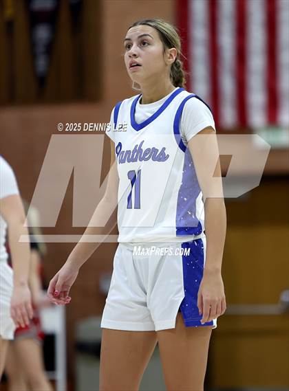 Thumbnail 3 in Foothill vs. South Medford (Sabrina Ionescu Showcase) photogallery.