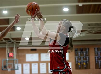 Thumbnail 3 in Foothill vs. South Medford (Sabrina Ionescu Showcase) photogallery.