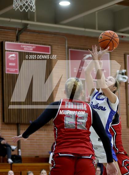 Thumbnail 1 in Foothill vs. South Medford (Sabrina Ionescu Showcase) photogallery.