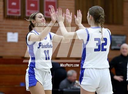 Thumbnail 2 in Foothill vs. South Medford (Sabrina Ionescu Showcase) photogallery.