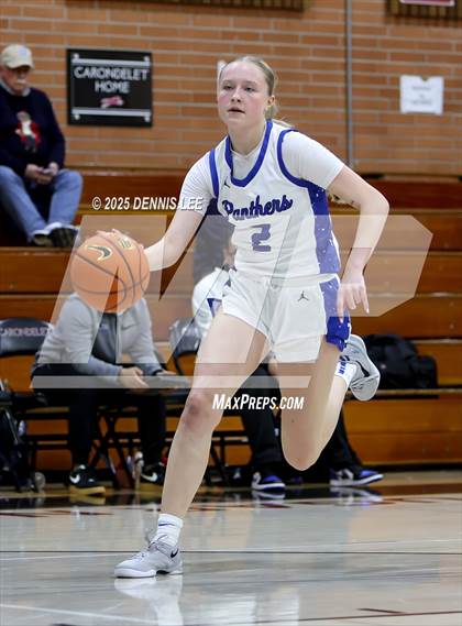 Thumbnail 2 in Foothill vs. South Medford (Sabrina Ionescu Showcase) photogallery.