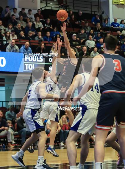 Thumbnail 3 in Byram Hills vs. Pearl River (NYSPHSAA Section 1 Class A Semifinal) photogallery.
