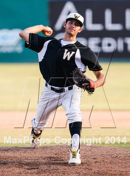 Thumbnail 1 in Menlo-Atherton vs. Wilcox (CIF CCS D1 Semifinal Playoff) photogallery.