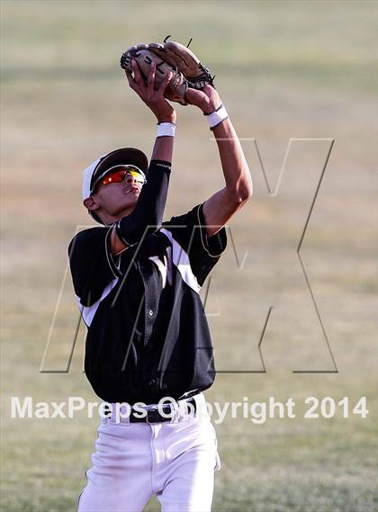 Thumbnail 2 in Menlo-Atherton vs. Wilcox (CIF CCS D1 Semifinal Playoff) photogallery.