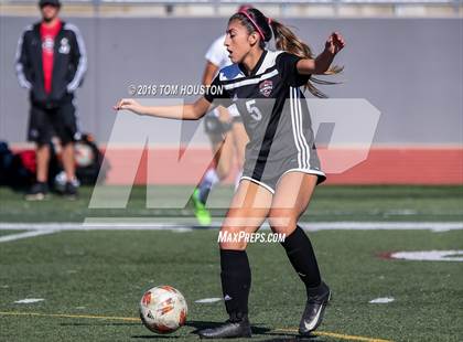 Thumbnail 3 in Glendora vs. Covina photogallery.