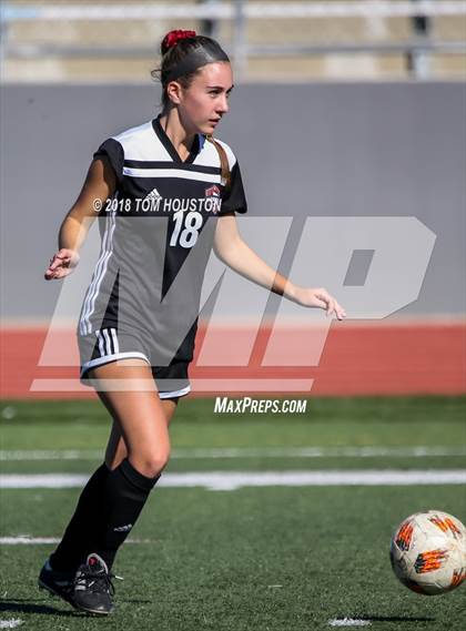 Thumbnail 3 in Glendora vs. Covina photogallery.