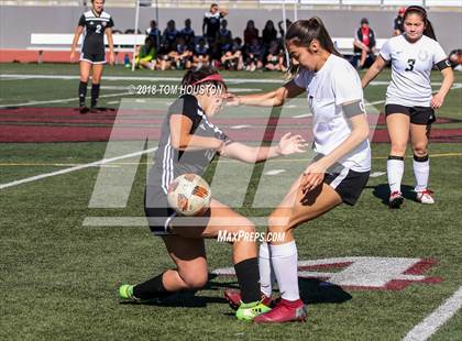 Thumbnail 2 in Glendora vs. Covina photogallery.