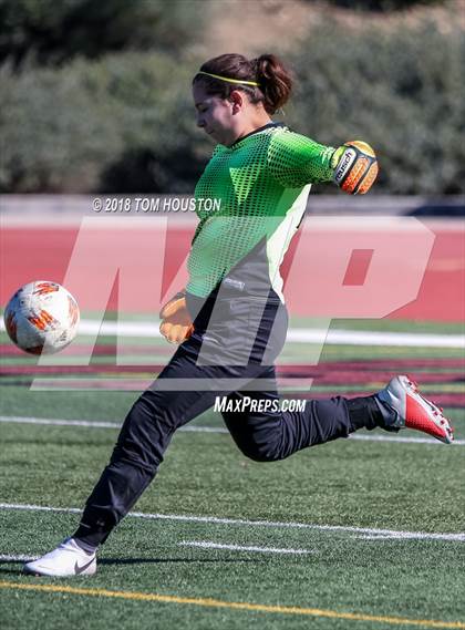Thumbnail 1 in Glendora vs. Covina photogallery.