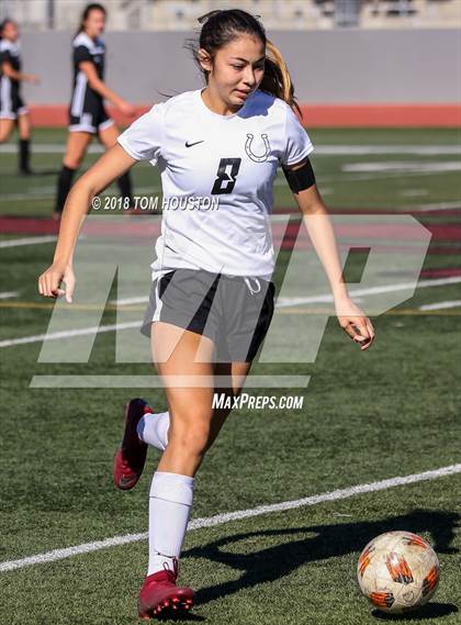 Thumbnail 3 in Glendora vs. Covina photogallery.