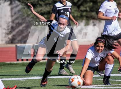 Thumbnail 2 in Glendora vs. Covina photogallery.