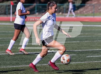 Thumbnail 2 in Glendora vs. Covina photogallery.
