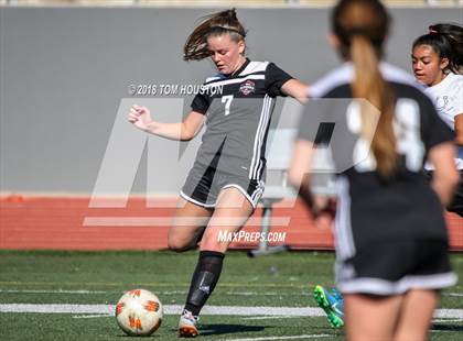 Thumbnail 2 in Glendora vs. Covina photogallery.