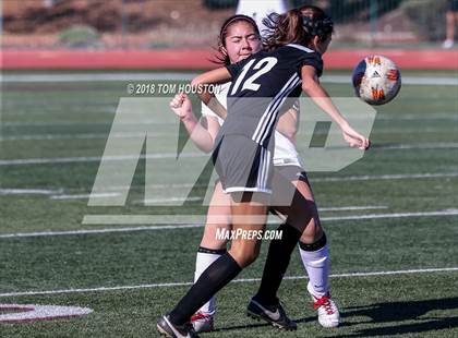 Thumbnail 2 in Glendora vs. Covina photogallery.
