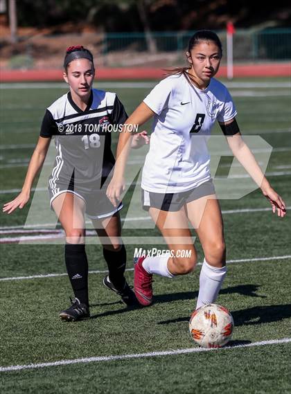 Thumbnail 1 in Glendora vs. Covina photogallery.
