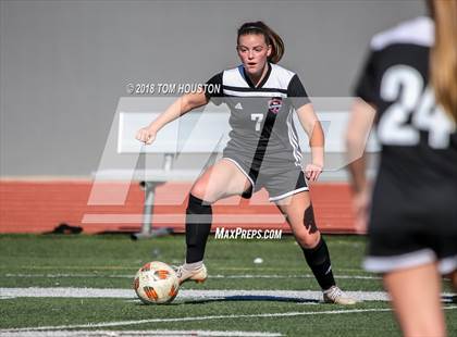 Thumbnail 1 in Glendora vs. Covina photogallery.
