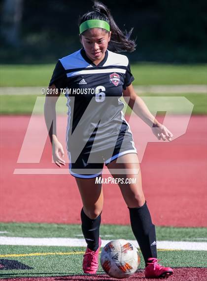 Thumbnail 1 in Glendora vs. Covina photogallery.