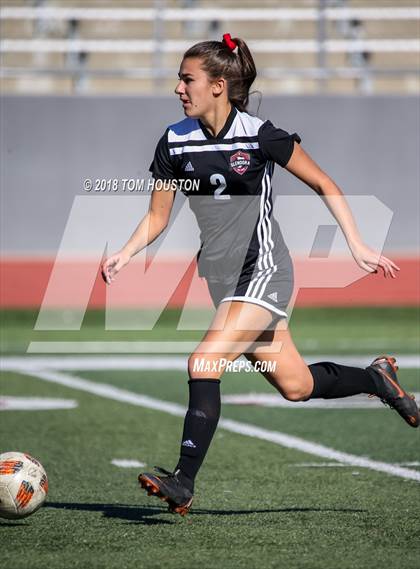 Thumbnail 2 in Glendora vs. Covina photogallery.