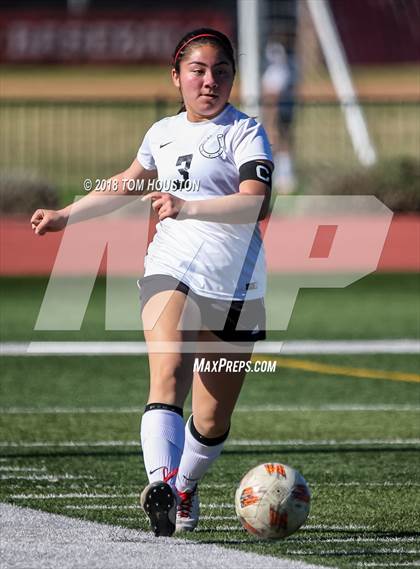 Thumbnail 3 in Glendora vs. Covina photogallery.