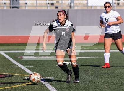 Thumbnail 1 in Glendora vs. Covina photogallery.