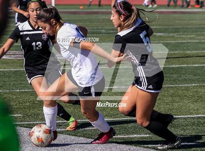 Thumbnail 1 in Glendora vs. Covina photogallery.