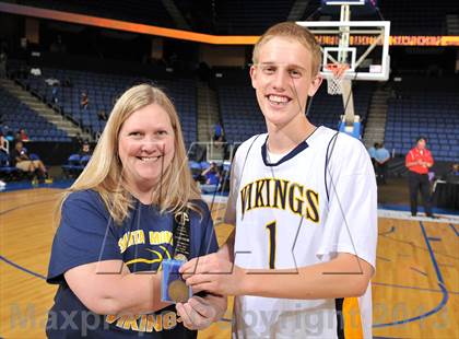 Thumbnail 1 in Santa Monica vs. Loyola (CIF SoCal Regional D1 Final) photogallery.