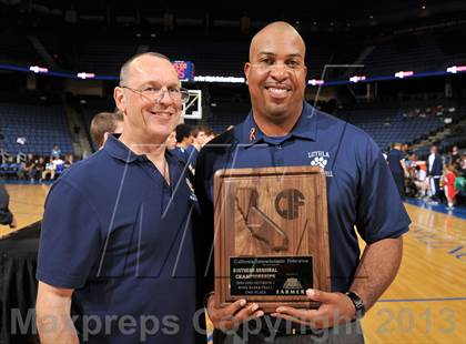 Thumbnail 3 in Santa Monica vs. Loyola (CIF SoCal Regional D1 Final) photogallery.