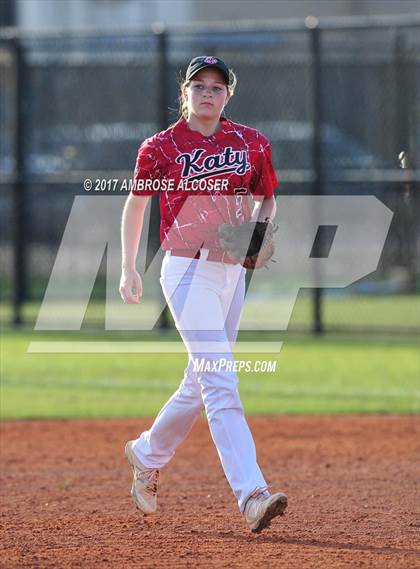 Thumbnail 1 in Katy @ Mayde Creek photogallery.