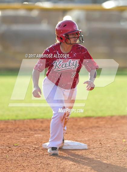 Thumbnail 3 in Katy @ Mayde Creek photogallery.