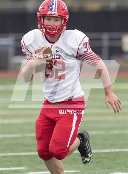 Thumbnail 1 in Othello vs Steilacoom (WIAA 2A 1st Round) photogallery.