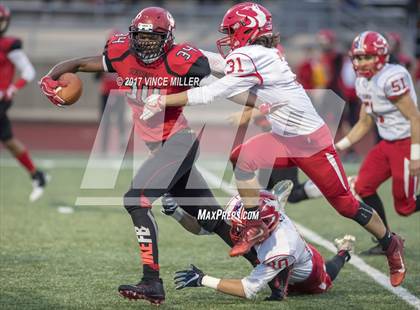 Thumbnail 2 in Othello vs Steilacoom (WIAA 2A 1st Round) photogallery.
