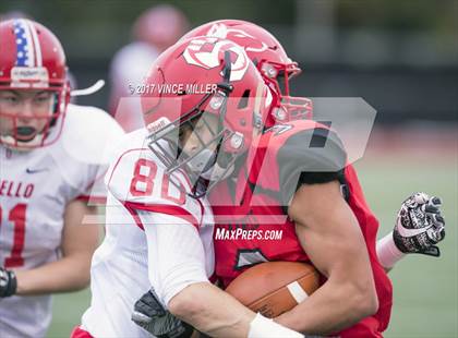 Thumbnail 2 in Othello vs Steilacoom (WIAA 2A 1st Round) photogallery.