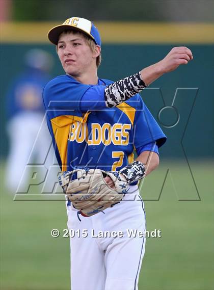 Thumbnail 1 in Dove Creek vs. Granada (CHSAA 1A Final) photogallery.