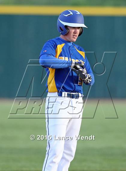 Thumbnail 2 in Dove Creek vs. Granada (CHSAA 1A Final) photogallery.