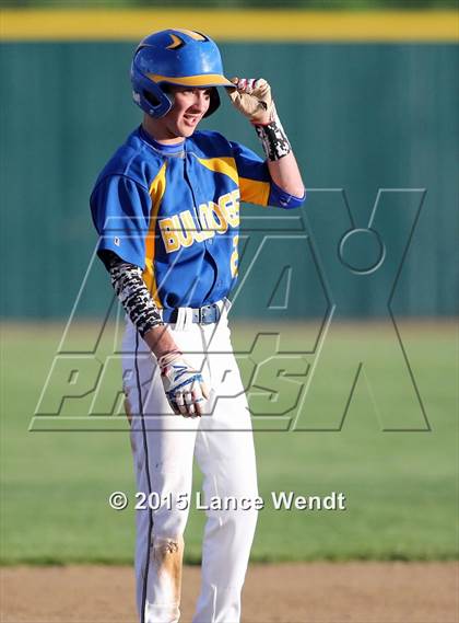 Thumbnail 3 in Dove Creek vs. Granada (CHSAA 1A Final) photogallery.