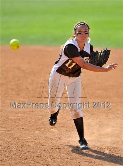 Thumbnail 3 in Chino vs. Don Lugo (CIF SS D2 Final) photogallery.