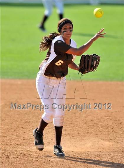 Thumbnail 3 in Chino vs. Don Lugo (CIF SS D2 Final) photogallery.