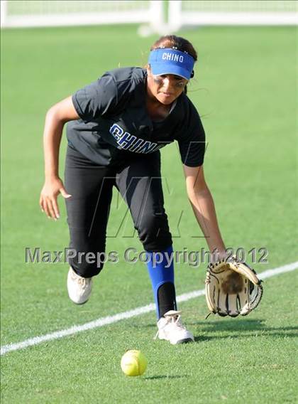 Thumbnail 3 in Chino vs. Don Lugo (CIF SS D2 Final) photogallery.