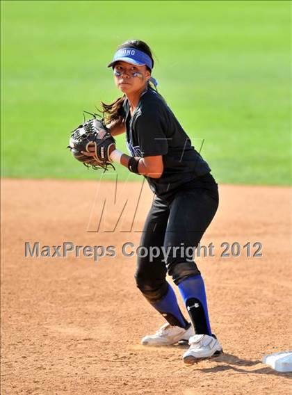 Thumbnail 2 in Chino vs. Don Lugo (CIF SS D2 Final) photogallery.