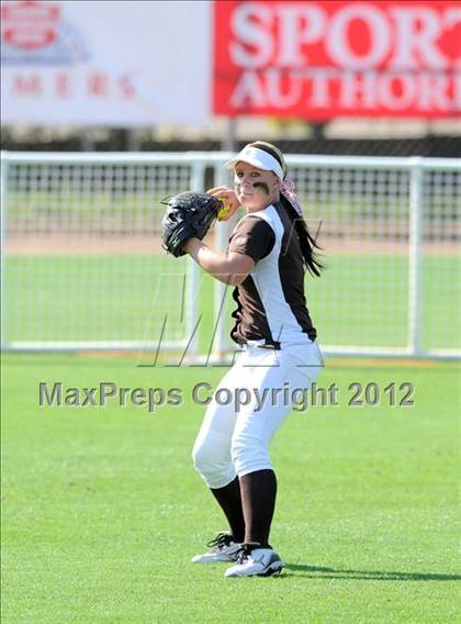 Thumbnail 2 in Chino vs. Don Lugo (CIF SS D2 Final) photogallery.
