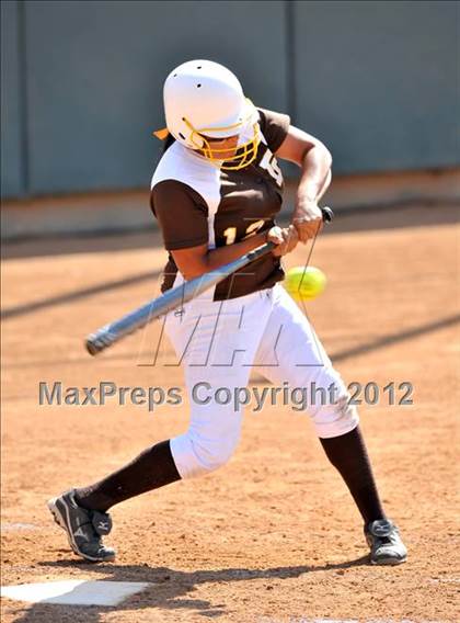 Thumbnail 3 in Chino vs. Don Lugo (CIF SS D2 Final) photogallery.