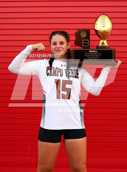 Thumbnail 1 in Campo Verde (AIA 5A Final Awards) photogallery.