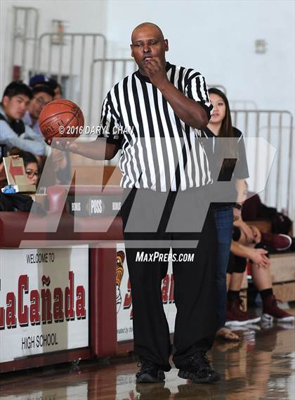 Thumbnail 2 in Arcadia vs. Thousand Oaks photogallery.