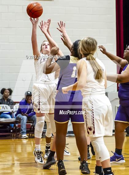 Thumbnail 1 in Ascension Catholic @ E.D. White photogallery.