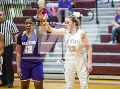 Thumbnail 3 in Ascension Catholic @ E.D. White photogallery.