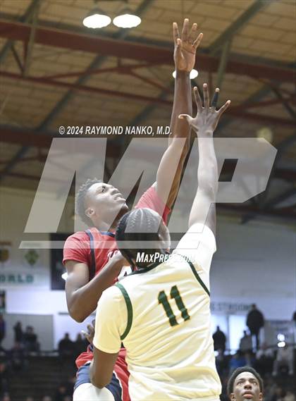 Thumbnail 2 in Kokomo vs Indianapolis Crispus Attucks (Hall of Fame Game)  photogallery.