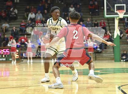 Thumbnail 3 in Kokomo vs Indianapolis Crispus Attucks (Hall of Fame Game)  photogallery.