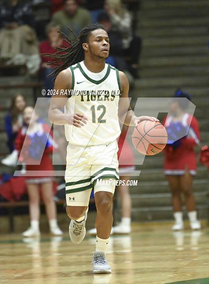 Thumbnail 3 in Kokomo vs Indianapolis Crispus Attucks (Hall of Fame Game)  photogallery.