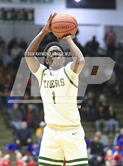 Thumbnail 3 in Kokomo vs Indianapolis Crispus Attucks (Hall of Fame Game)  photogallery.