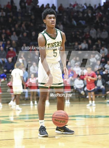 Thumbnail 2 in Kokomo vs Indianapolis Crispus Attucks (Hall of Fame Game)  photogallery.